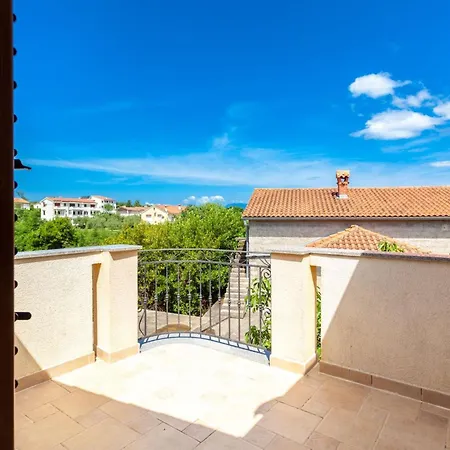 Apartament Lily By Interhome Porat (Krk)